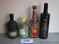 4 flessen à 70cl vodka 40%