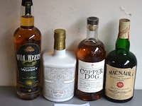 4 flessen à 70cl whiskey wild weasel, belgian cream, copper dog, macnair 40% - afbeelding 1 van  3