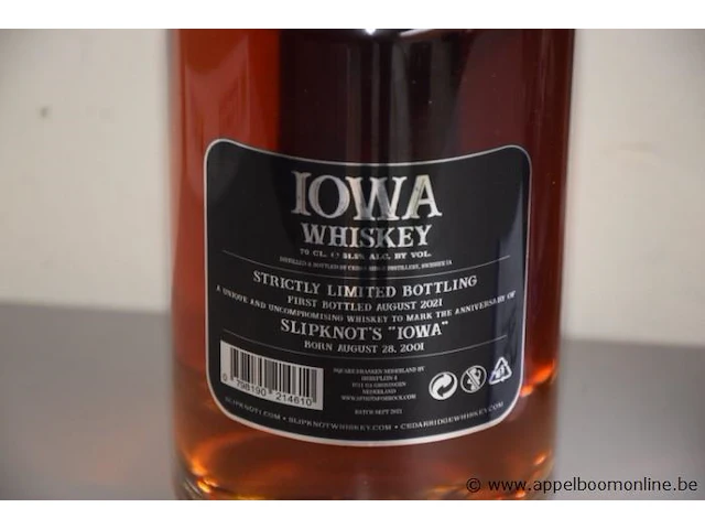 4 flessen à 70cl whisky iowa cedar ridge winery 51,5% - afbeelding 2 van  2