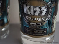 4 flessen à50cl gin kiss 40% - afbeelding 2 van  2