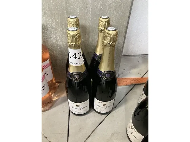 4 flessen champagne fabr renue gaspare - afbeelding 3 van  3