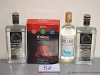 4 flessen diverse rum wo malteco 40% - afbeelding 1 van  3