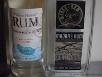 4 flessen diverse rum wo malteco 40% - afbeelding 3 van  3