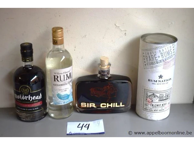 4 flessen diverse rum wo sir chill 37,7% - afbeelding 1 van  5