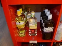 4 flessen gordons sloe gin 70cl, 2 flessen gordons gin elderflowers 70cl, 4 flessen gordons gin silicion lemon 70cl (639,640,641) - afbeelding 1 van  4