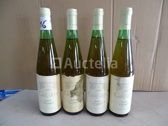 4 flessen soave classico villa girardi 1984 - afbeelding 4 van  5