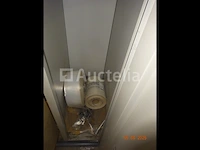 4 garderobekasten, grijs en hun inhoud, 1 metalen kast grijs en de inhoud - afbeelding 7 van  10