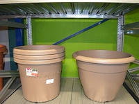 4 grote bloempot elho bruin: 3 x 47liter en 1x60liter - afbeelding 1 van  4