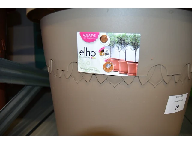 4 grote bloempot elho bruin: 3 x 47liter en 1x60liter - afbeelding 2 van  4