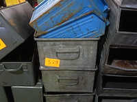 4 grote metalen bakken - afbeelding 1 van  2