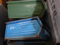 4 grote metalen bakken - afbeelding 2 van  2