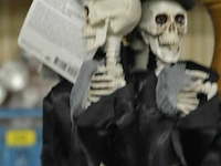 4 halloween skeletten - afbeelding 2 van  4