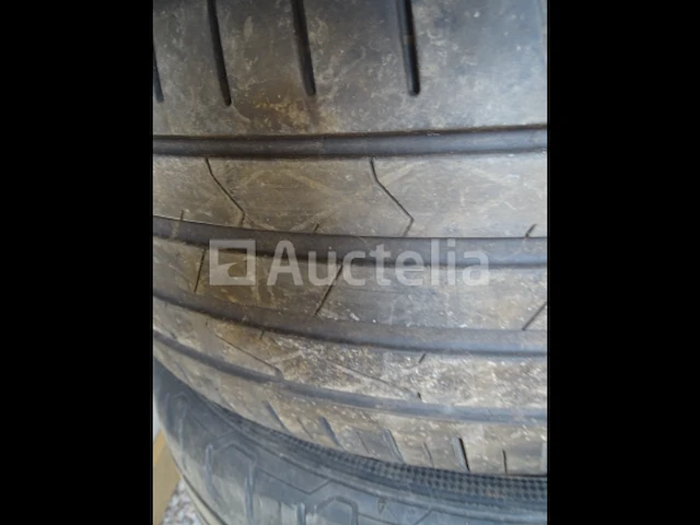 4 hankook 215/50 r18 banden - afbeelding 4 van  8