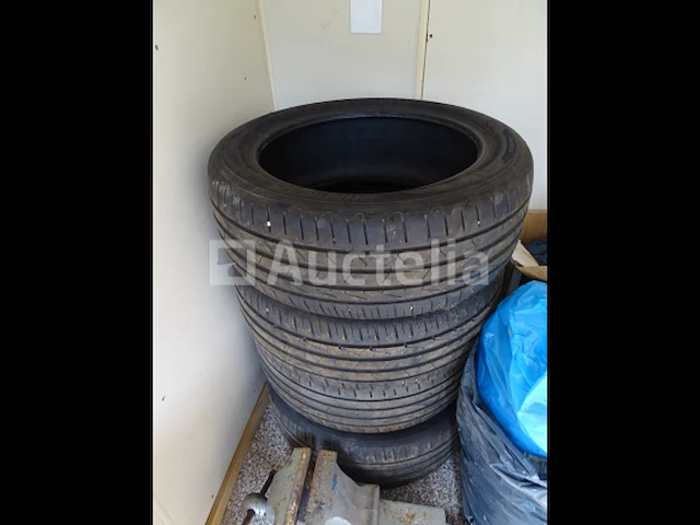 4 hankook 215/50 r18 banden - afbeelding 1 van  8