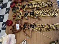 4 houten marionetten indonesie - afbeelding 3 van  7
