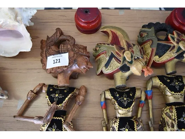 4 houten marionetten indonesie - afbeelding 6 van  7