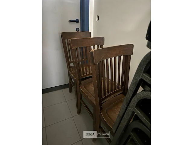 4 houten stoelen - afbeelding 4 van  4