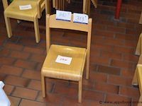 4 houten stoeltjes, zithoogte 29cm - afbeelding 1 van  1