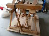 4 houten werkplaatsschragen - afbeelding 2 van  4