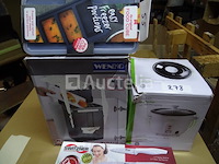 4 huishoudelijke artikelen (fornuis, prullenbak, container, messenset) - afbeelding 1 van  9