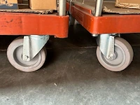 4 karren met inhoud - afbeelding 7 van  7