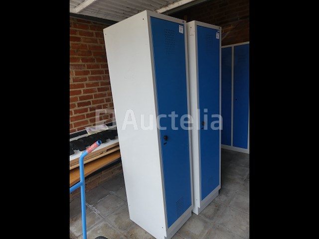 4 kleedkamer/cp kluisjes - afbeelding 4 van  11