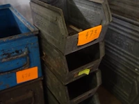 4 kleine metalen bakken - afbeelding 2 van  2
