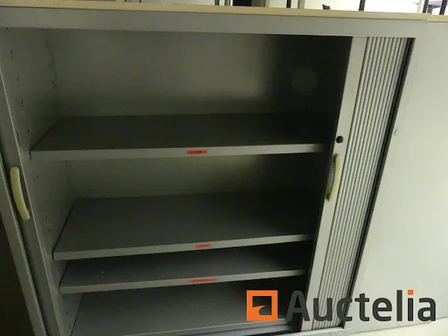 4 kleppen met klep - afbeelding 1 van  5