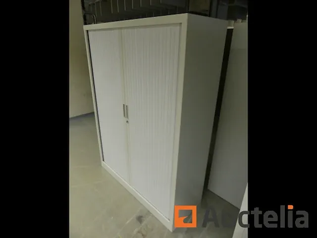 4 kleppen met klep - afbeelding 1 van  4