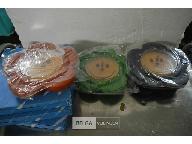 4 klokken bloem - afbeelding 1 van  4