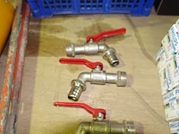 4 kogelkranen - afbeelding 2 van  3
