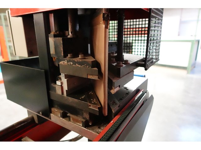 4-kopslasmachine wegoma - afbeelding 2 van  16