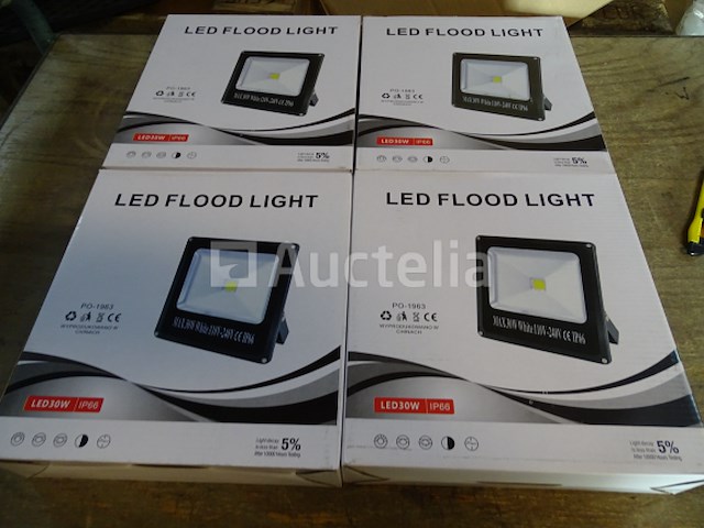 4 led-schijnwerpers - afbeelding 1 van  6
