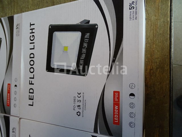 4 led-schijnwerpers - afbeelding 2 van  6