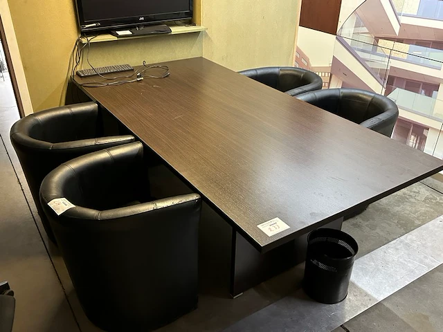 4 lederen stoelen - afbeelding 1 van  3