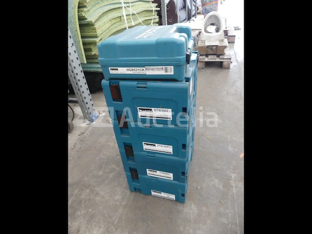 4 lege makita koffertjes - afbeelding 4 van  4