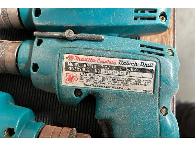 4 makita accu schroefmachines - afbeelding 4 van  7