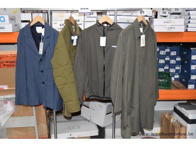 4 mannenjassen maat l - afbeelding 1 van  5