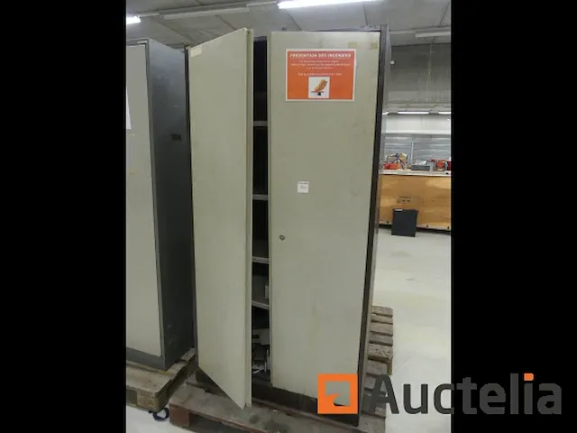 4 metaal kasten - afbeelding 4 van  7