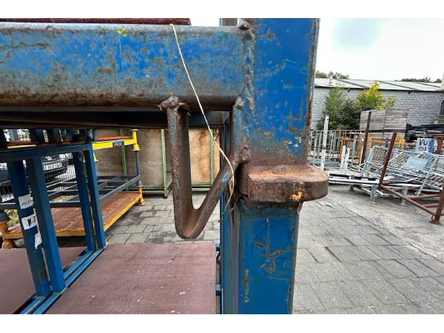 4 metalen korven - afbeelding 4 van  5