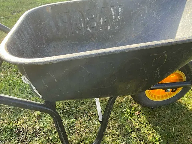 4 metalen kruiwagens vabor - afbeelding 3 van  8