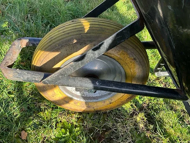 4 metalen kruiwagens vabor - afbeelding 8 van  8