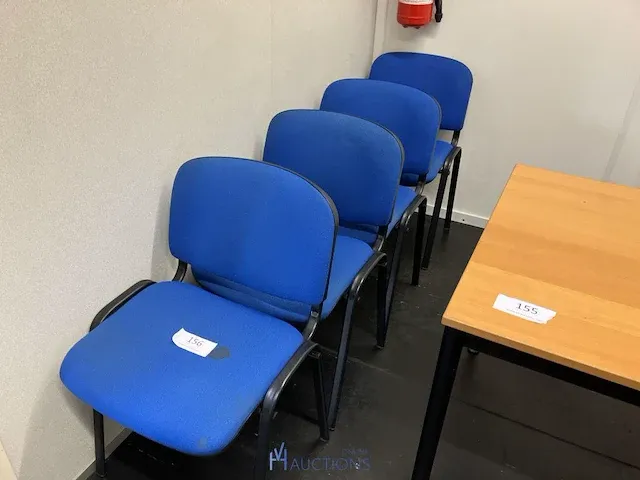 4 metalen stoelen - afbeelding 1 van  3