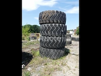 4 michelin 26.5 r 25 banden voor bouwmachines - afbeelding 3 van  5