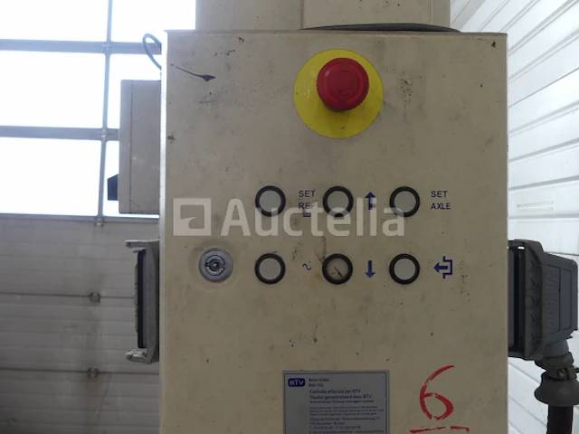 4 mobiele hefkolommen 5500 kg stertil koni st-1055 - afbeelding 10 van  20