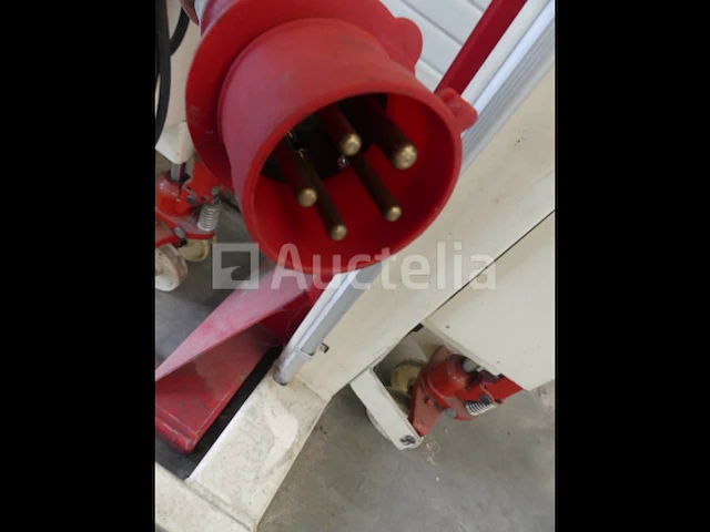 4 mobiele hefkolommen 5500 kg stertil koni st-1055 - afbeelding 15 van  20