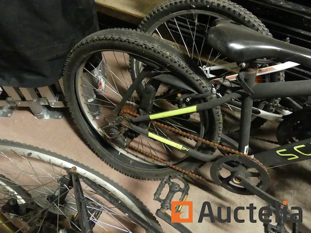 4 mountenbike fietsen - afbeelding 3 van  18