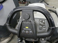 4 nilfisk reinigingsmachines - afbeelding 2 van  9