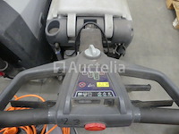 4 nilfisk reinigingsmachines - afbeelding 9 van  9