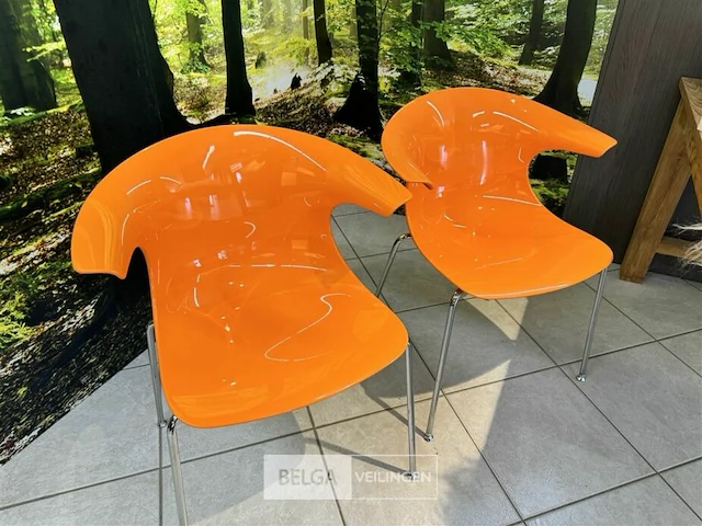 4 oranje design stoelen - afbeelding 2 van  8